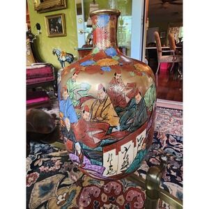 Antique Japanese Satsuma Vase Arhat figures Meiji period